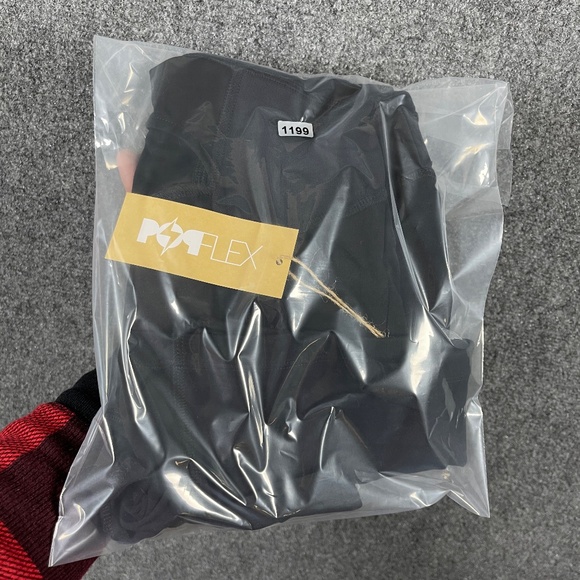 NWT Pop Flex Black Short Onesie Bodysuit Womens Size Small #1199 - Picture 5 of 5